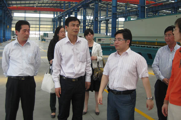 安徽省商務(wù)廳副廳長楊本清視察中德機床 安徽省商務(wù)廳副廳長楊本清視察中德機床