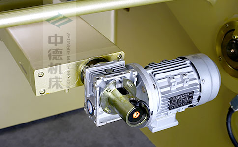 ZDS-840后檔料減速電機(jī)，質(zhì)量好，模擬運(yùn)算定位速度快.jpg